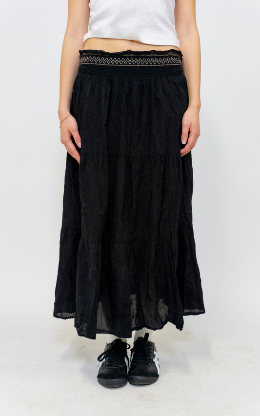 Black Waist Details Maxi Skirt