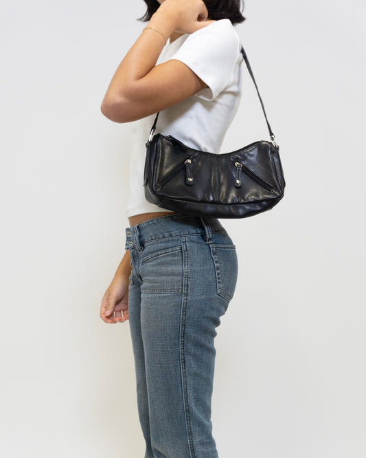 Black zipper leather purse